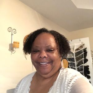 Meet your Posher, Greta a